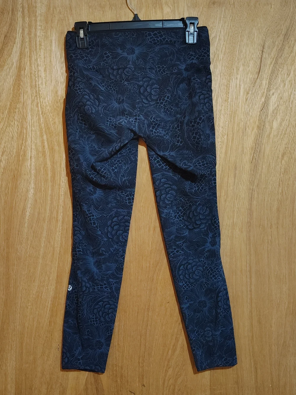 lululemon athletica Navy Floral-Print High-Rise Jeggings